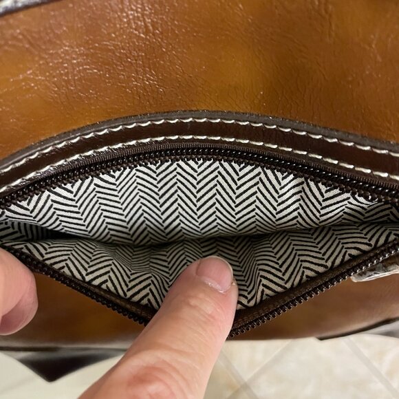 Two tone brown cross body purse with silver tone mirrored star, and studs - Picture 7 of 15